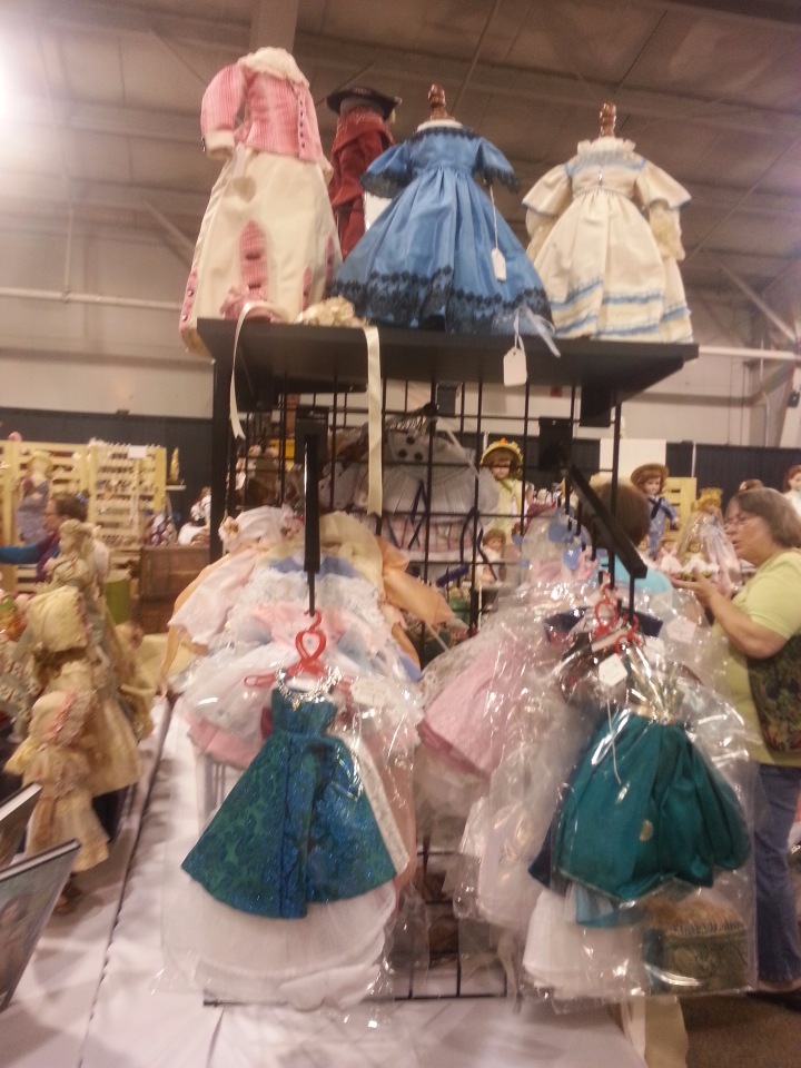 А давайте погуляем по кукольной ярмарке | Бэйбики А давайте погуляем по кукольной ярмарке