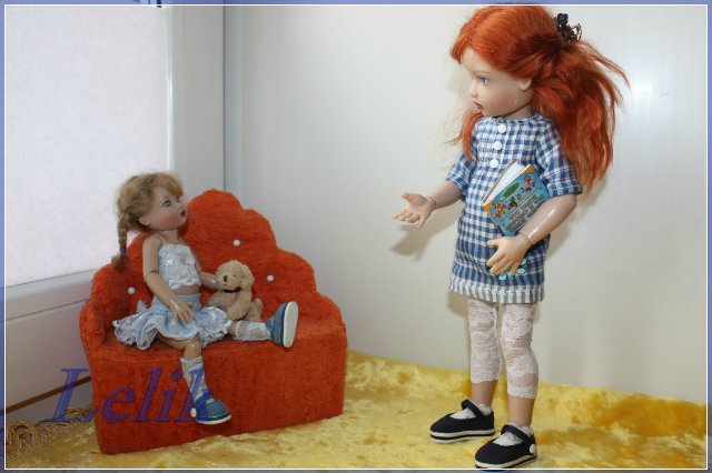 Наш диванчик, или одёжка из платков. Куколки от Helen Kish (фото 4)