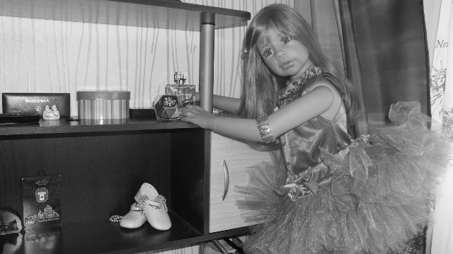 Парижские тайны Аланны и Джулии от Моники Левениг