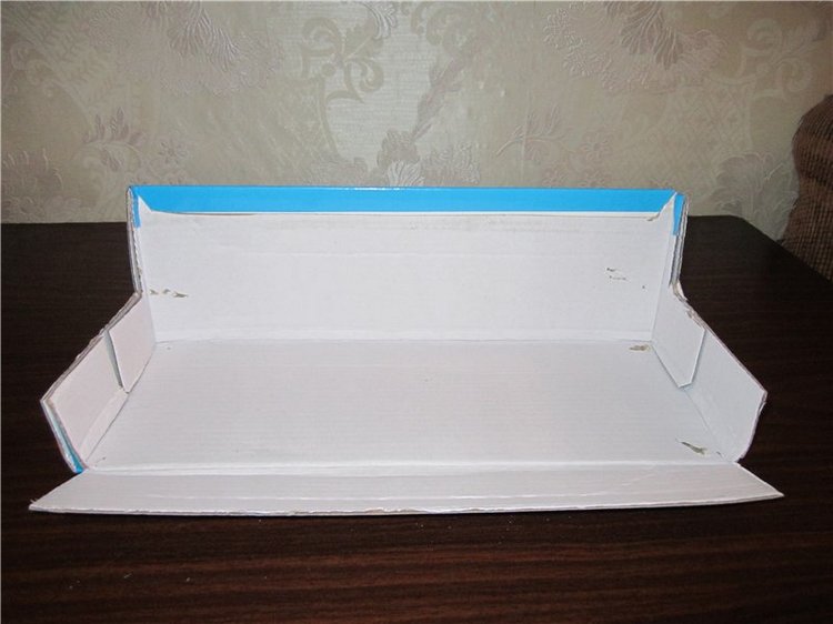 Подарок своими руками. Диванчик для кукол (фото 3)