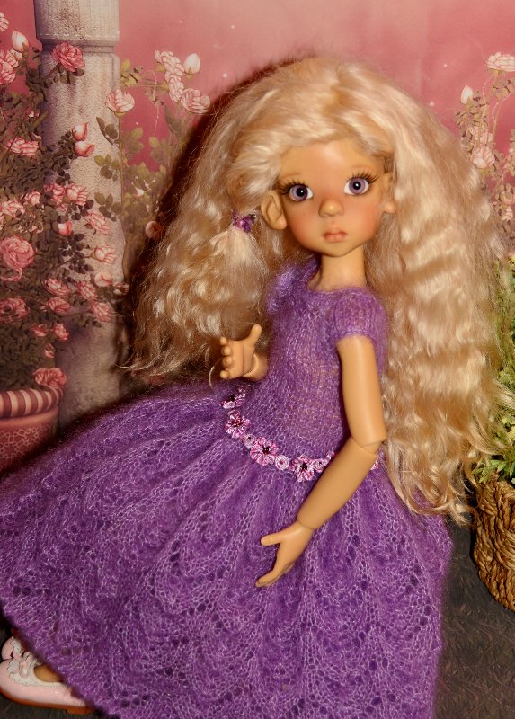 Весеннее обновление. Платья для кукол Kaye Wiggs