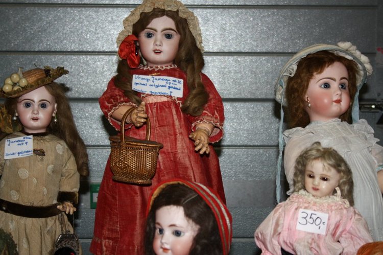 Выставка кукол, мишек тедди, кукольных домиков и миниатюры в Нидерландах 24-25 октября 2015 год. Четвертая часть | Бэйбики Выставка кукол, мишек тедди, кукольных домиков и миниатюры в Нидерландах 24-25 октября 2015 год. Четвертая часть