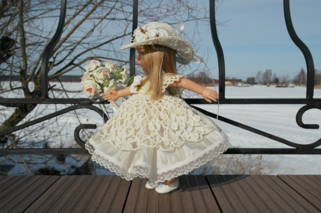 А мы собрались на бал. 4 разных цвета