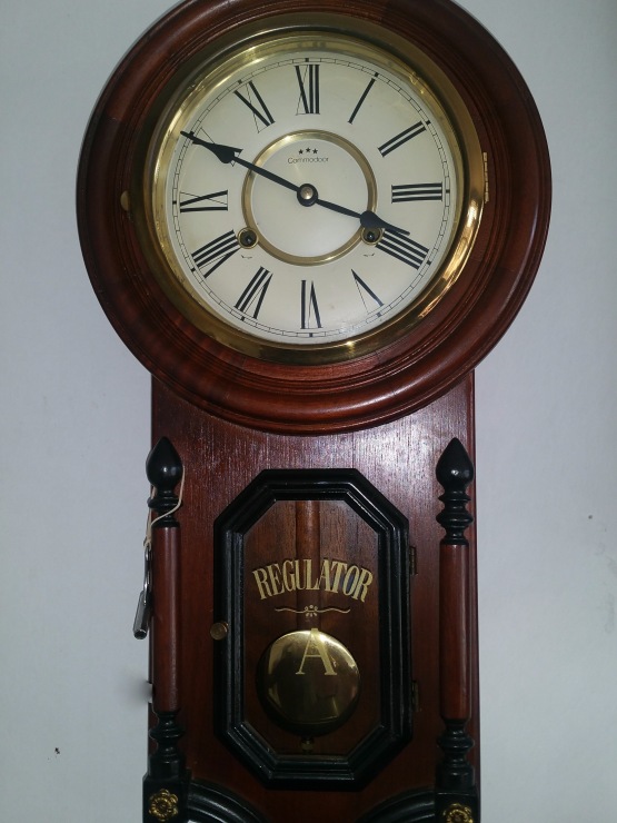 Старинные часы еще идут. Коллекция старинных часов - часть вторая