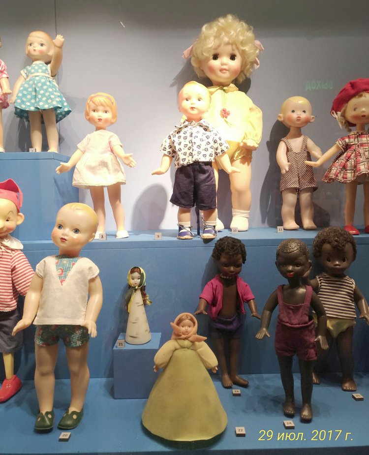 Выставка «Все лучшее – детям. Игрушки 1950–1980 годов из коллекции Сергея Романова». Часть 2