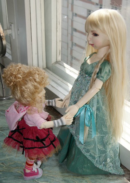 Две сестрицы от Kimberly (Kim) Lasher - Лилли (Lillie) и Синди (Sinderella)