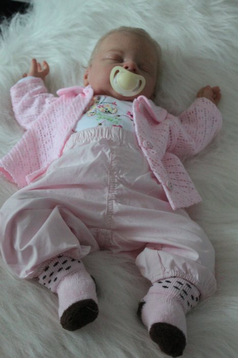 Спящий ангелок Ребекка. Кукла реборн Виктории Вишни