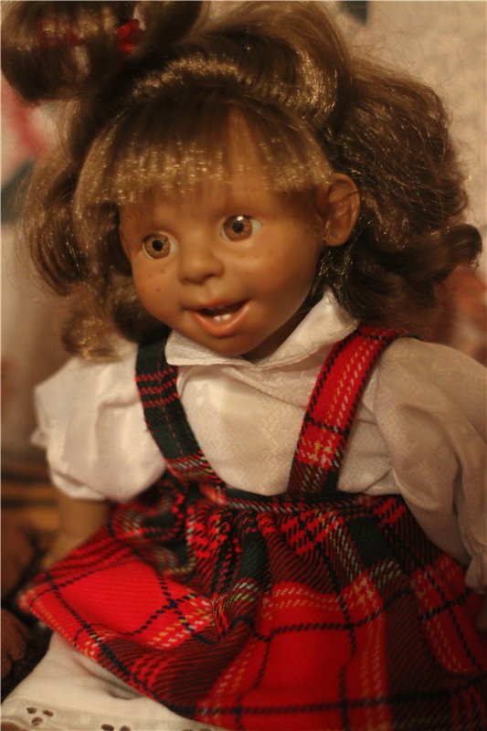 Характерная девчушка добралась