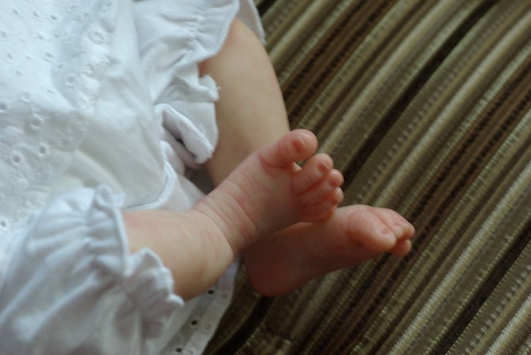 Маленькая кукла реборн Лия из молда ТиныКеви