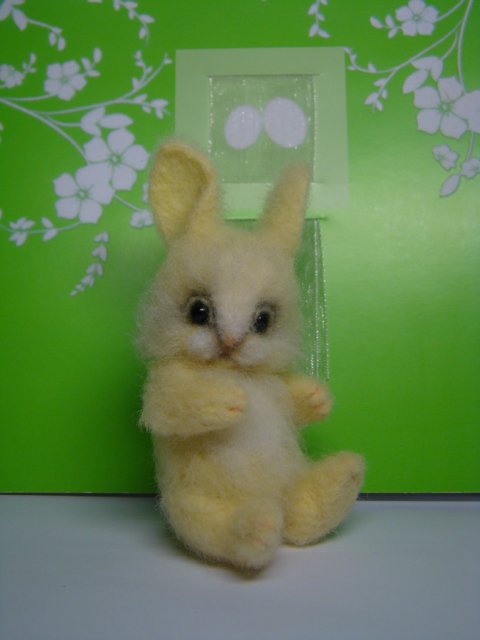 Солнечный зайчик. Авторская игрушка валянием из шерсти Ольги Чернухо