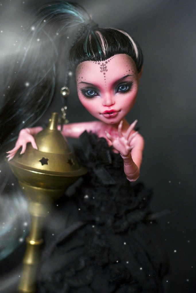 Новые перерисовки Monster High