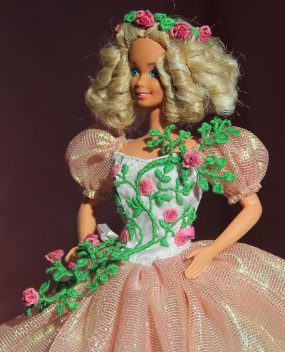 Простушка и розовый куст — Реставрация и преображение кукол: ремонт