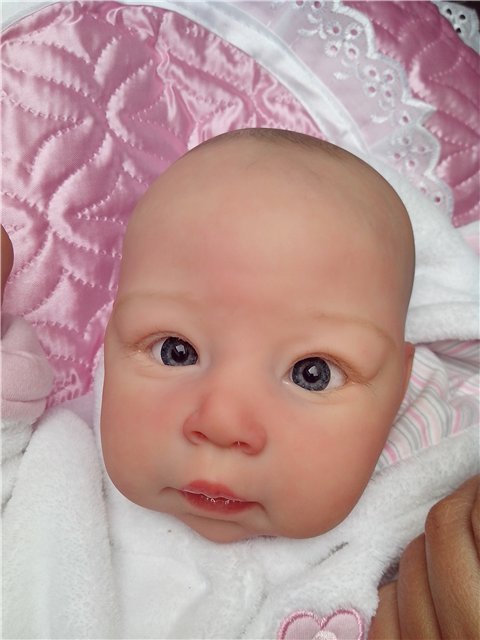 Любопытная малышка или неожиданный для меня молд