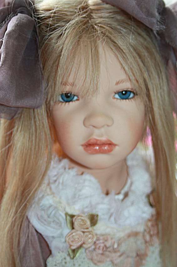 Марусина прогулка по саду. Коллекционная кукла от Zofia & Henry Zawieruszynski