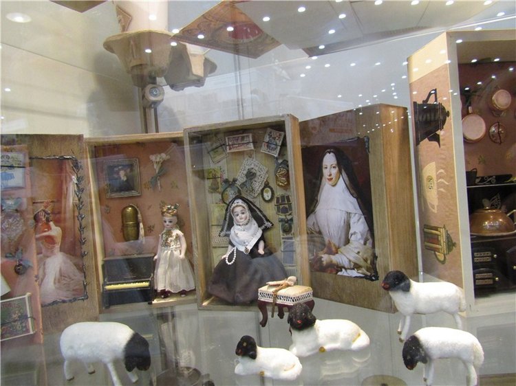 Салон кукол на Тишинке 2016. Антиквариат и винтаж. Фото