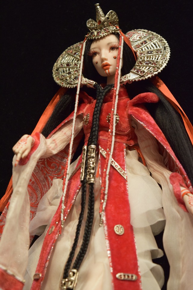 VII Московская международная выставка "Искусство Куклы". Портреты кукольной души или незримый диалог. Часть 2