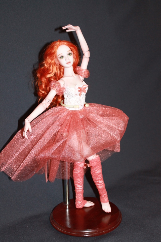 Две шарнирные куклы-танцовщицы Вайолет и Алисия, есть фото 18+