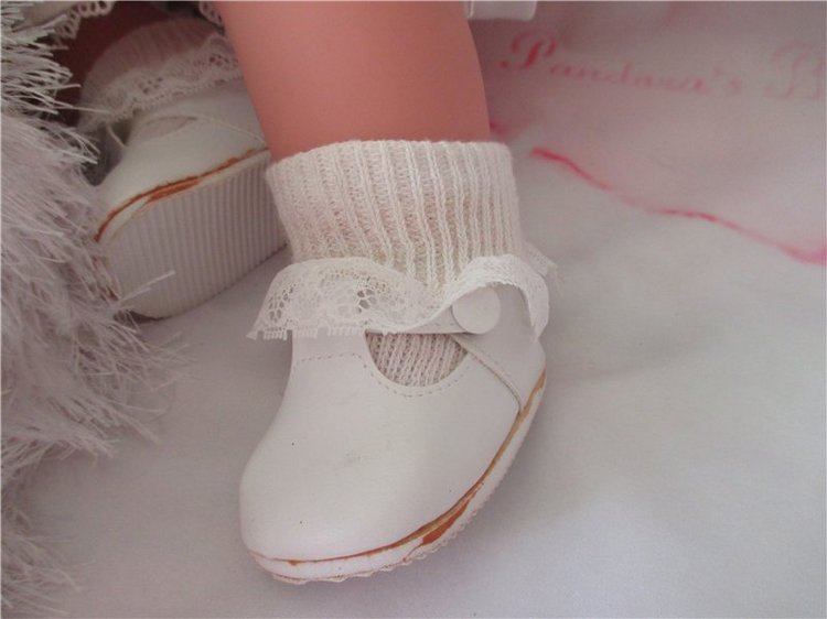 Поцелуй Бабочки от Ли Миддлетон,Butterflies Kisses от Lee Middleton