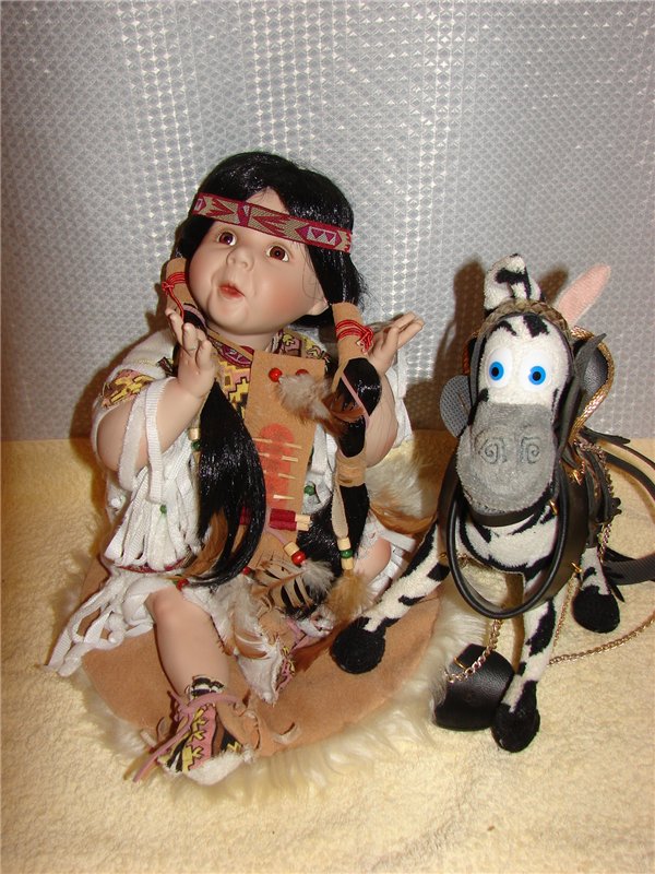 Песня о настоящем индейце, кукла из фарфора (фото 9)
