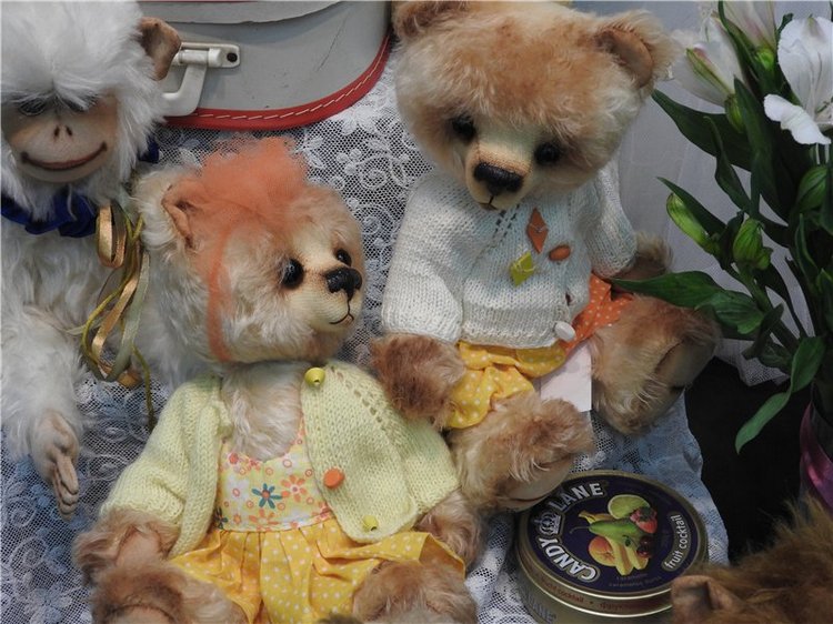 Феномен любви к плюшевому мишке. Мишка Град 2016, Москва, Тишинка. Фоторепортаж