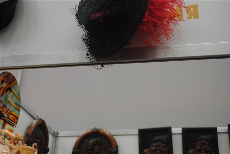 На Тишинку мы пошли – там сокровища нашли. Взгляд на «Блошиный рынок» со второго этажа | Бэйбики На Тишинку мы пошли – там сокровища нашли. Взгляд на «Блошиный рынок» со второго этажа