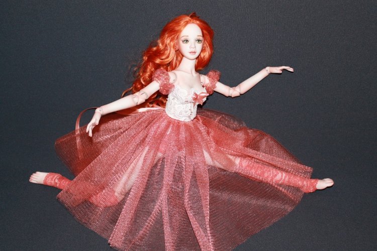 Две шарнирные куклы-танцовщицы Вайолет и Алисия, есть фото 18+