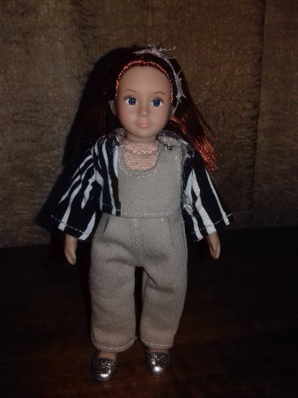 Обзор куклы Lori (Лори) London от Battat | Бэйбики Обзор куклы Lori (Лори) London от Battat