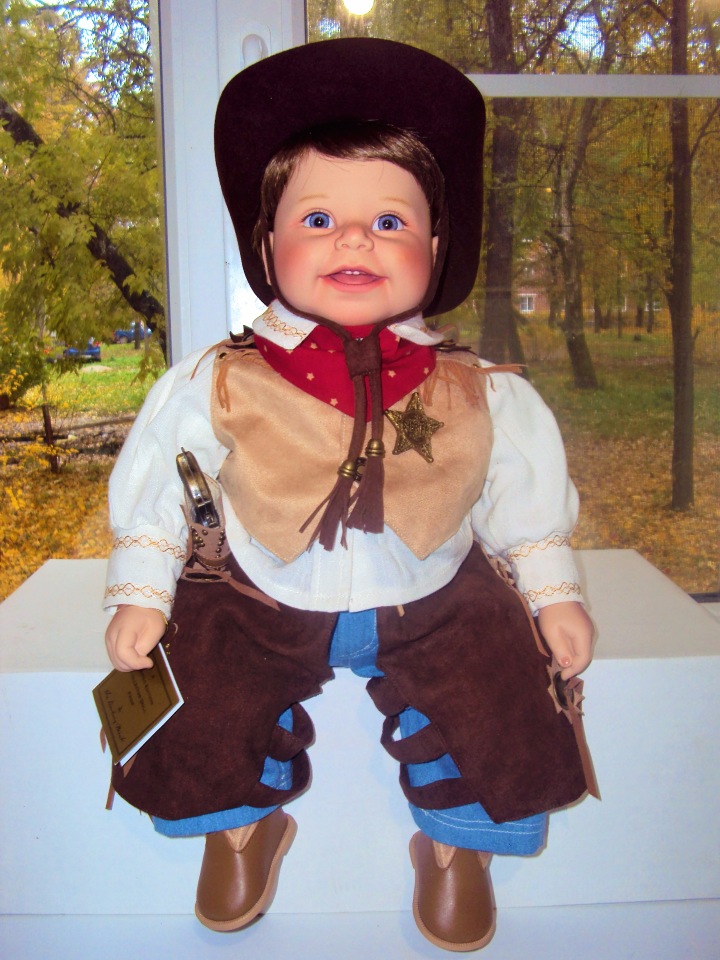 Осенняя фотосессия — Куклы Adora (Адора): коллекционные виниловые (фото 8)