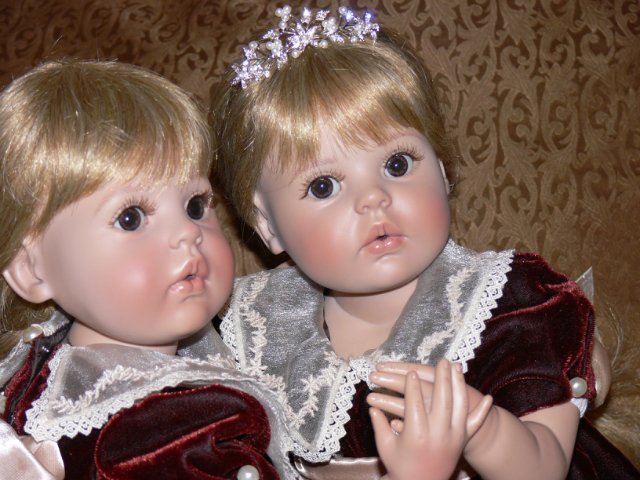 Сладкие палочки TWIX или сестренки куколки ARTISTA