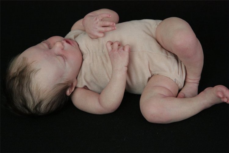 Удивительно реалистичная кукла реборн Елены Киприяновой. Молд Emma by Natalie Scholl (фото 5)