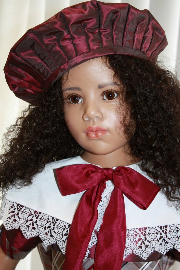 Первый показ новой коллекции 2016 года из резин от Hildegard Gunzel