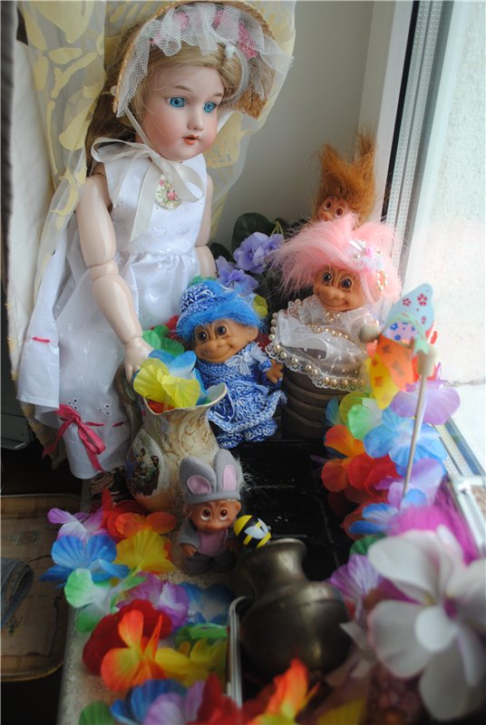 Марселька и тролли рассаду сажали, а бабочка с пчелкой им помогали... По следам конкурса "Моя Весна" (фото 3)