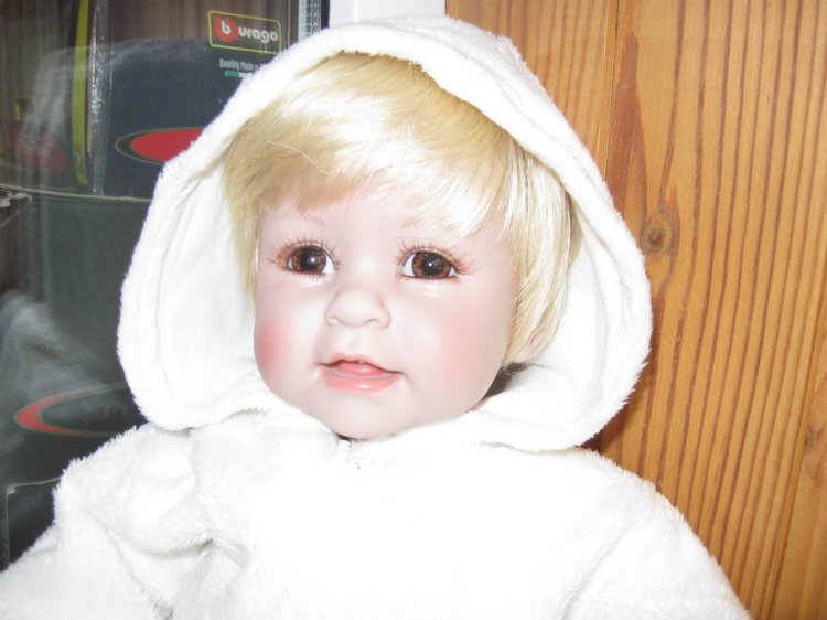 Разные детки Адора одного молда