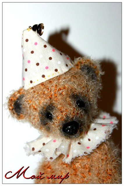 Мишка Альберт - игрушка вязанная крючком (фото 3)