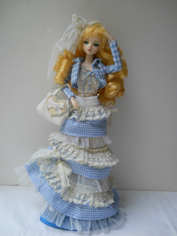 Моя коллекция кукол формата 1:6 (Барби, Кены, Динамитки, Момоко, J-Doll, Поппи Паркер и Монстры) (фото 9)