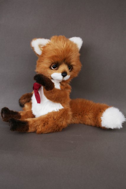 Лисёнок Мика, обладатель шикарного хвоста. Авторская игрушка Татьяны Матляк