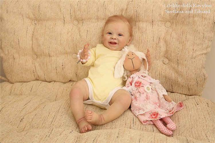 На щечке родинка, а в глазах любовь! Варенька - кукла реборн Ковылиных Светланы и Эдуарда