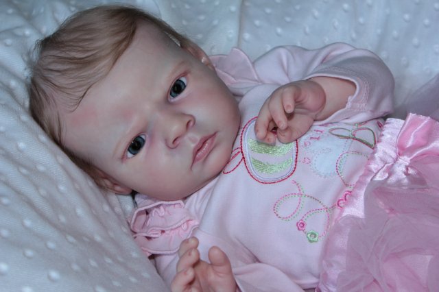 Маленькая кнопочка реборн Сабрина, художник Беспалова Жанна (фото 3)