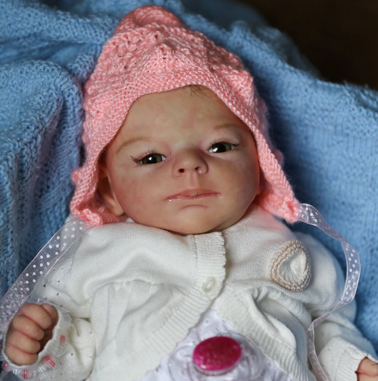 Маленькая кукла реборн Лия из молда ТиныКеви