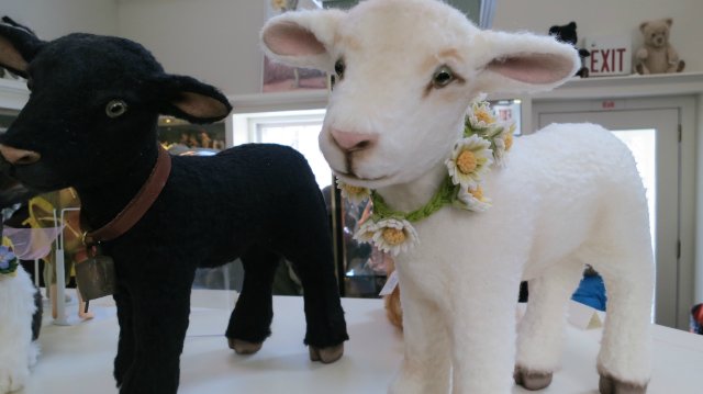 Впервые за 40 лет. День открытых дверей на кукольной фабрике R John Wright. Часть первая: Место, где рождаются куклы и