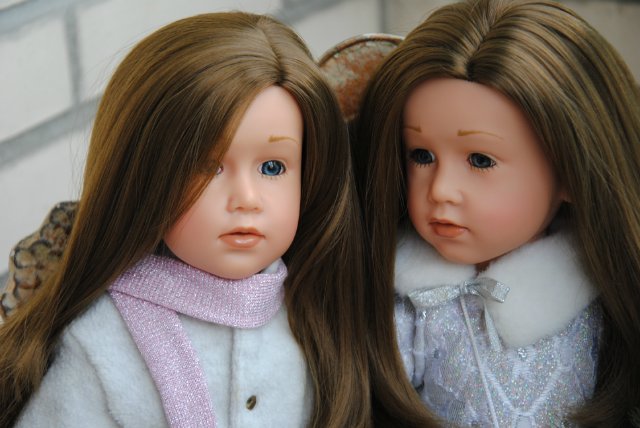 Gotz: Снегурочка 2007 vs Фигуристка 2008 | Бэйбики Gotz: Снегурочка 2007 vs Фигуристка 2008 (фото 2)