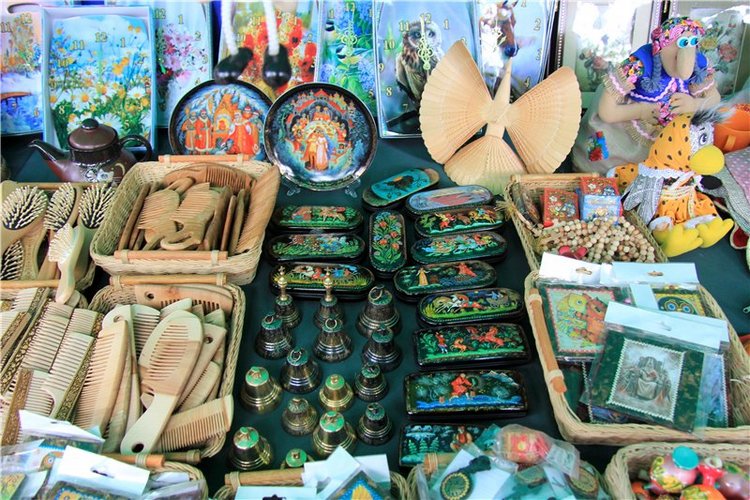 Троицкие гуляния у деревни Василёво, часть вторая. Архитектурно-этнографический музей под открытым небом "Василёво"