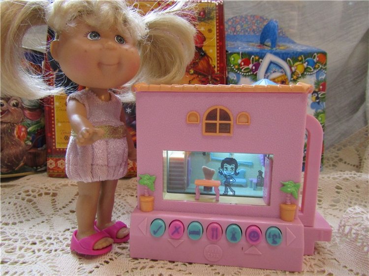 Мне подарили тамагочи. Я буду с ним с утра до ночи (фото 8)