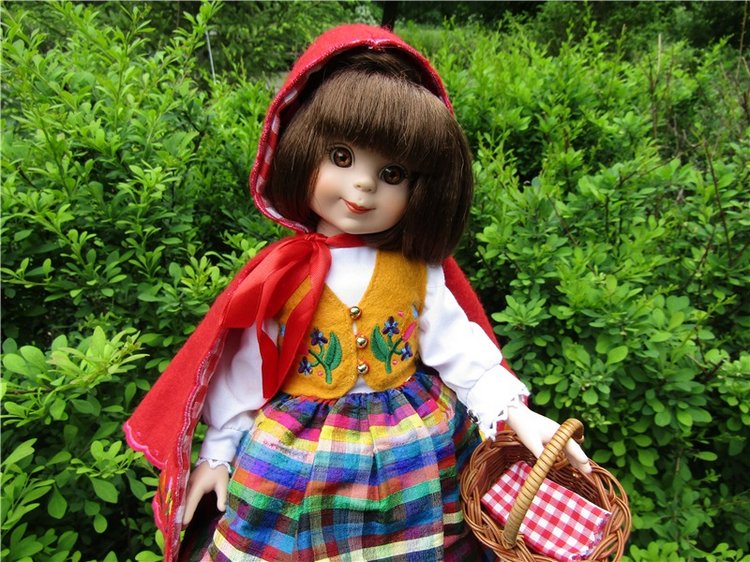 Красная Шапочка - милая лапочка. По следам конкурса Кукла, как сказочный персонаж (фото 2)