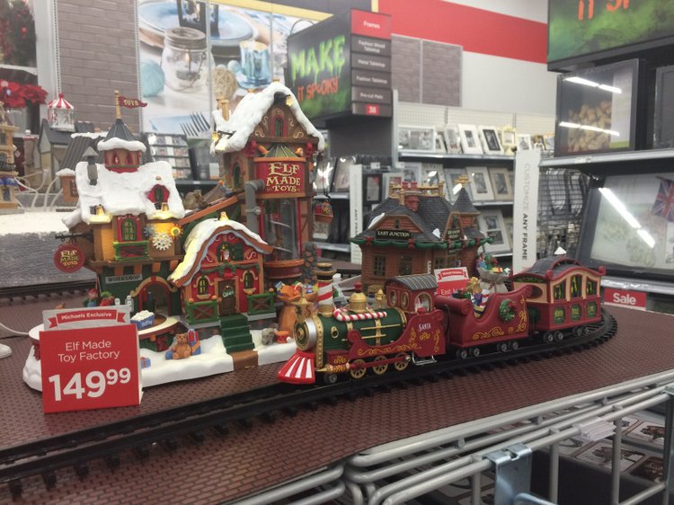 Праздник к нам приходит — Новый год и Рождество: праздничные фото кукол (фото 3)