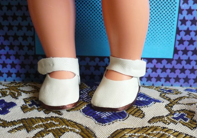 Наши ножки будут обуты — Одежда и обувь для кукол своими руками: фото