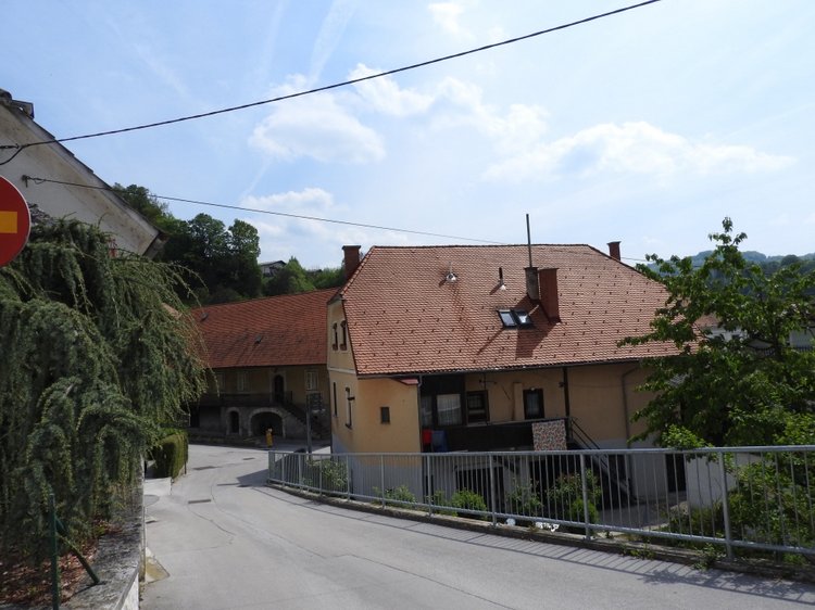 Словения, Светланка и маленький «герой» в одном ботинке