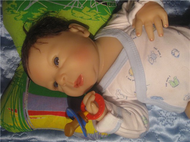 Сладкий мальчик Яша от Ashton Drake | Бэйбики Сладкий мальчик Яша от Ashton Drake (фото 9)