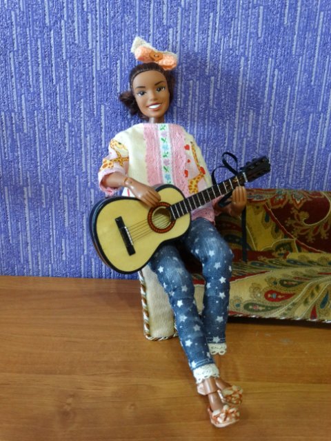 Новые наряды для новых девочек