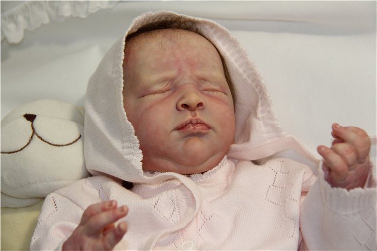 Моя малышка-реборн из молда Reese, от замечательного скульптора Andrea Arcello